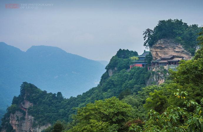 探秘道教圣地武当山,现高人亮真功夫