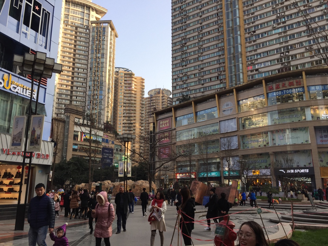 美丽山城重庆街头一角
