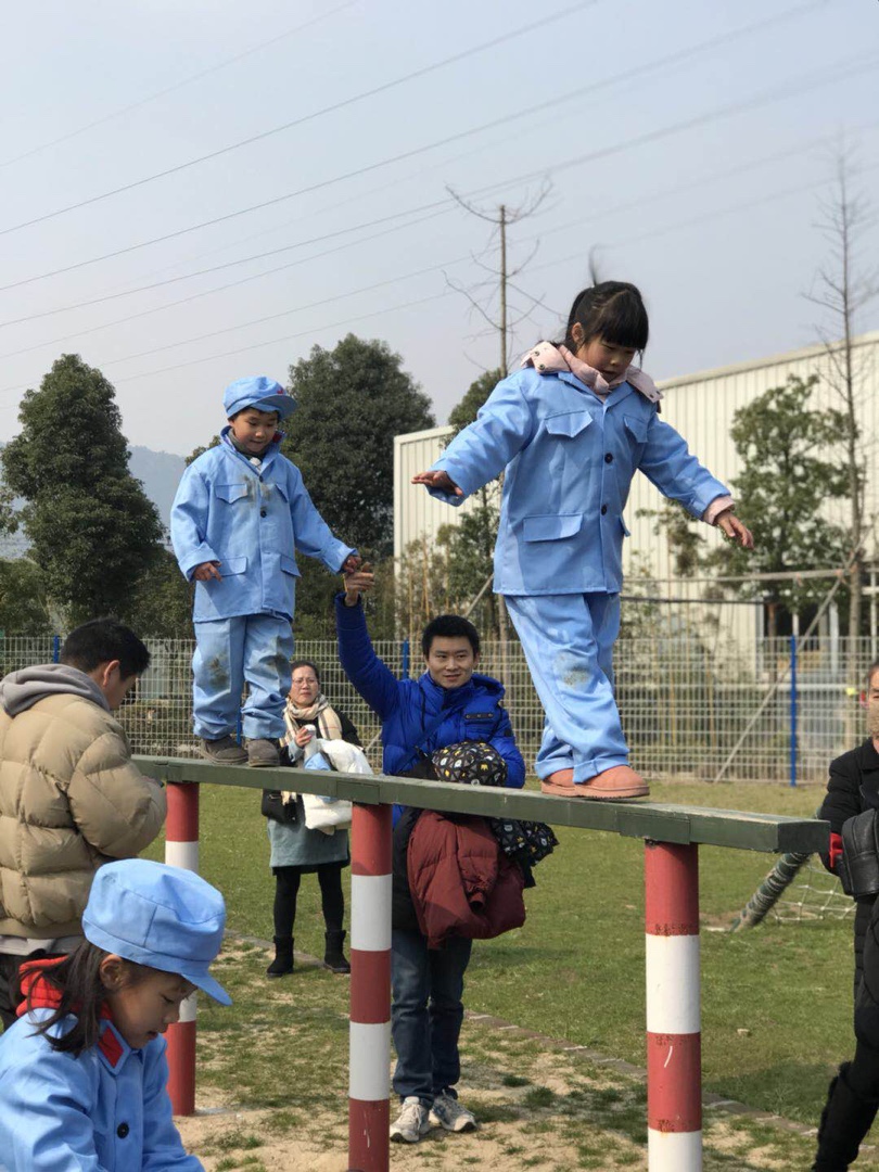 实验小学一(2)班