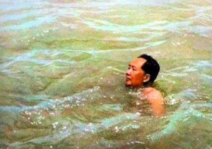 康桥朗诵:水调歌头~游泳