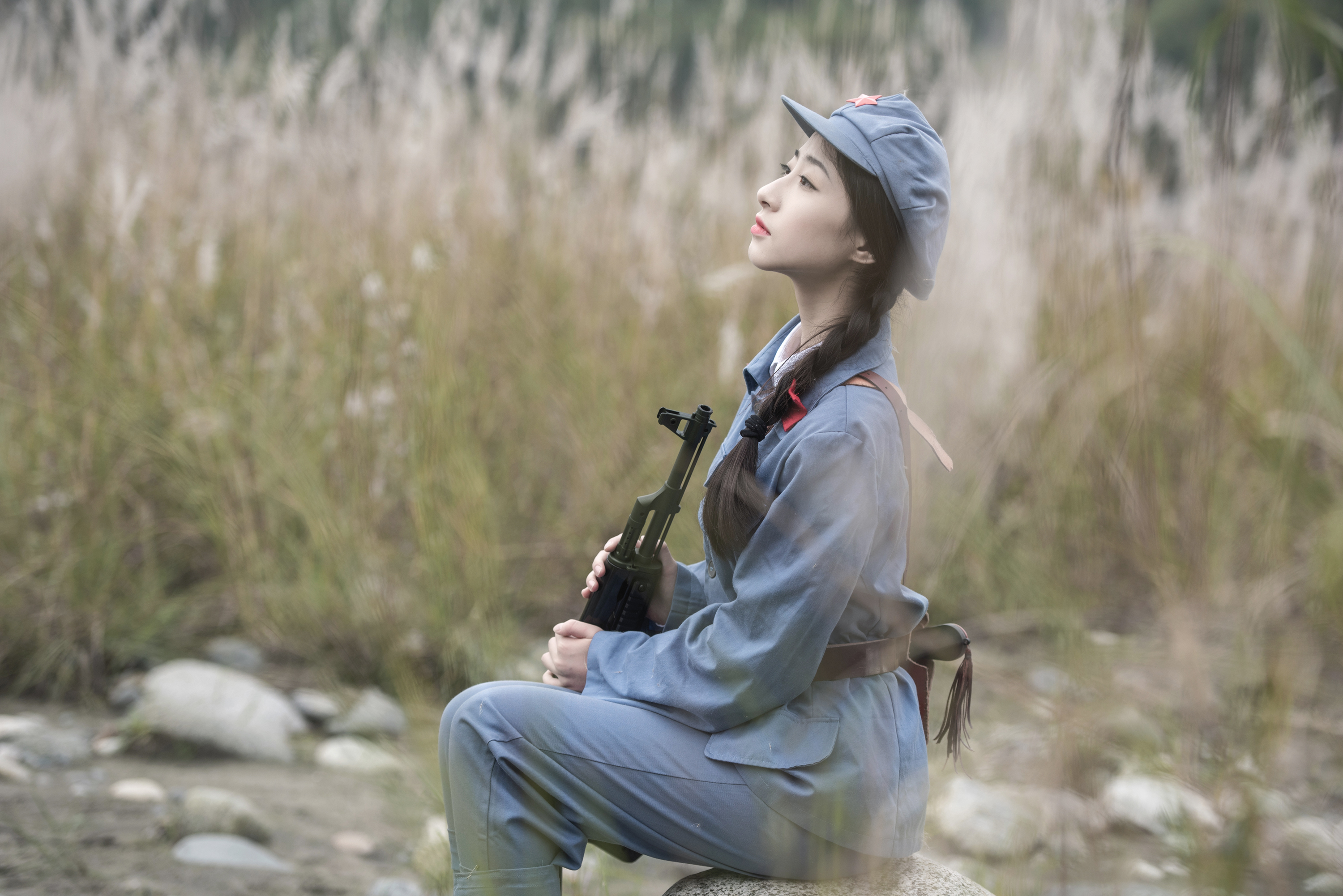 红军哥哥你慢慢走