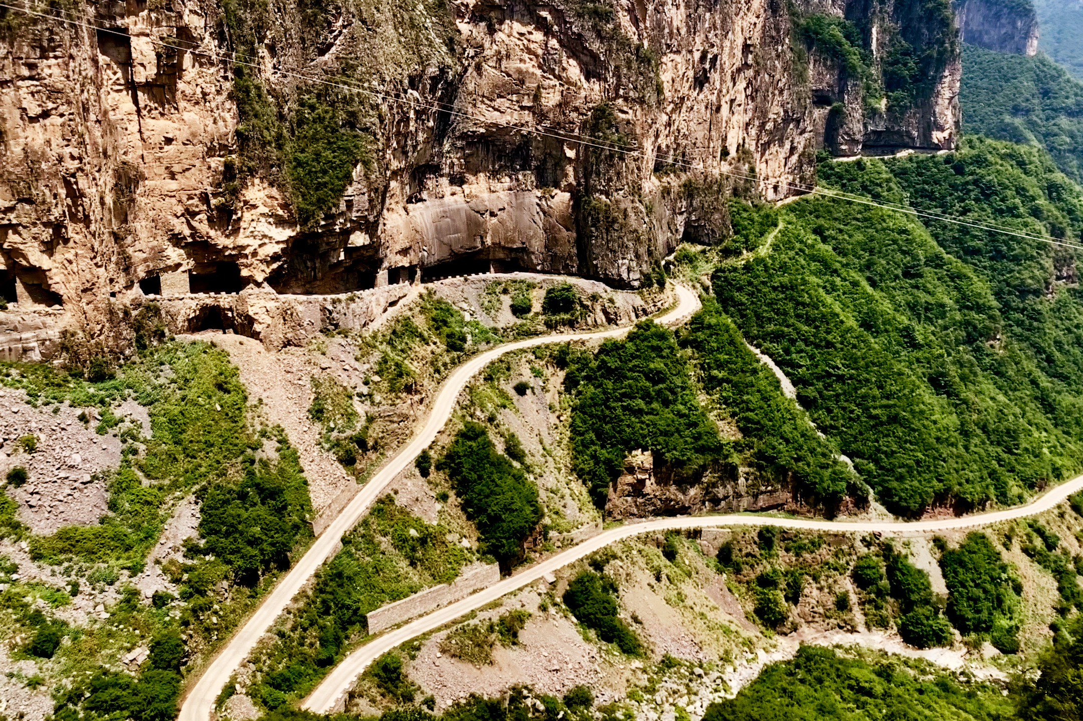 锡崖沟—挂壁公路