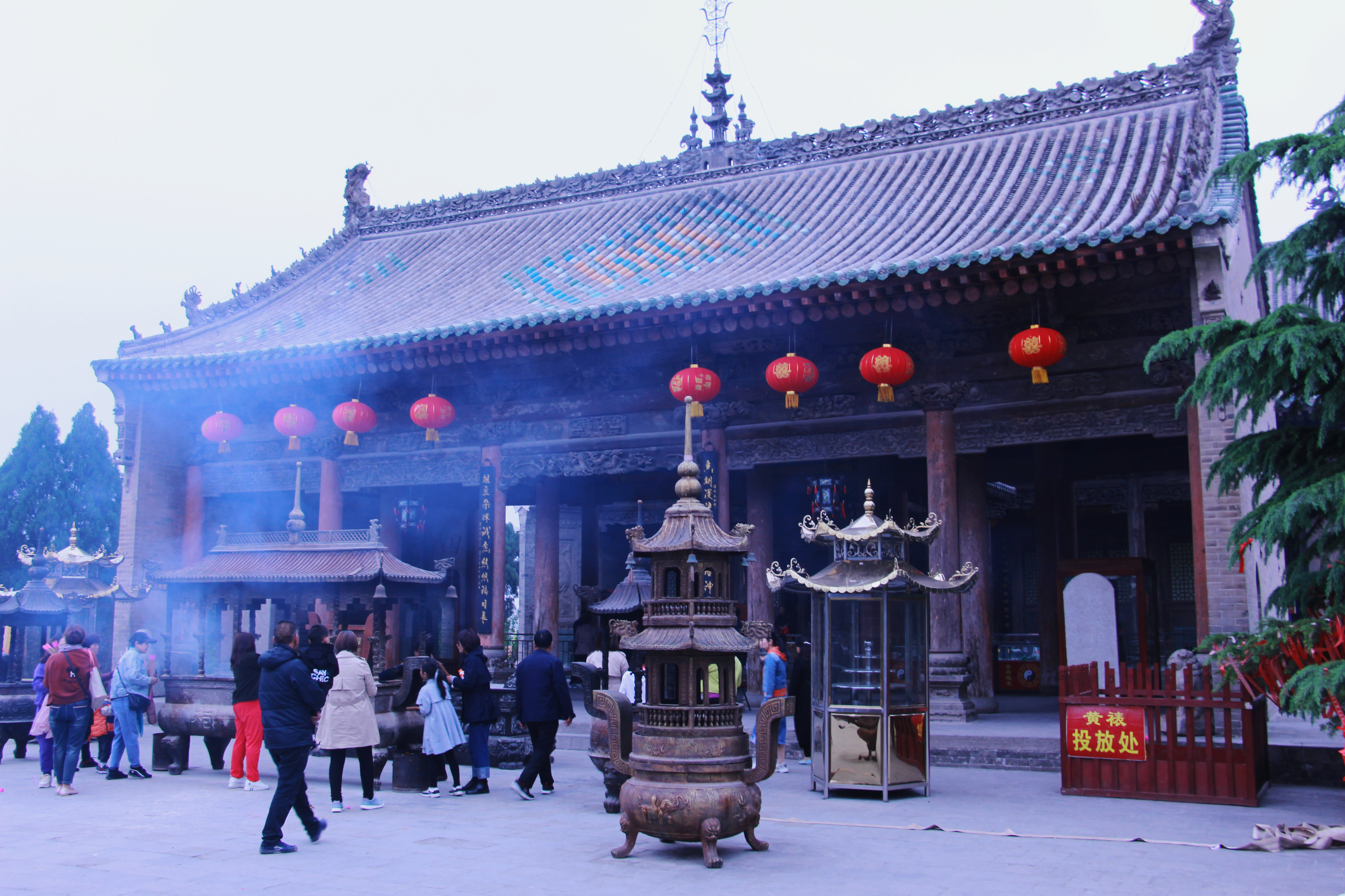 中华祖祠万荣后土祠景区,位于万荣县荣河镇庙前村的黄河岸边