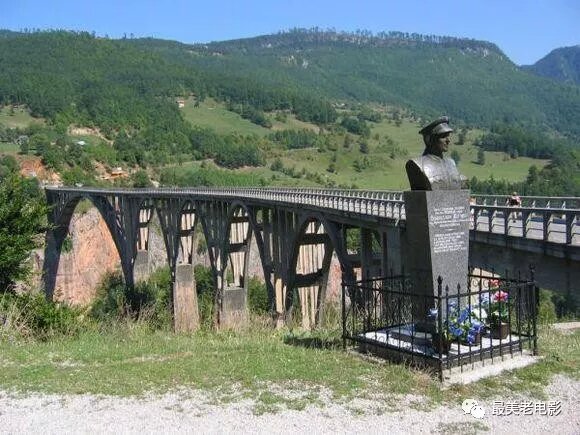 南斯拉夫电影《桥》主题曲啊朋友再见手风琴