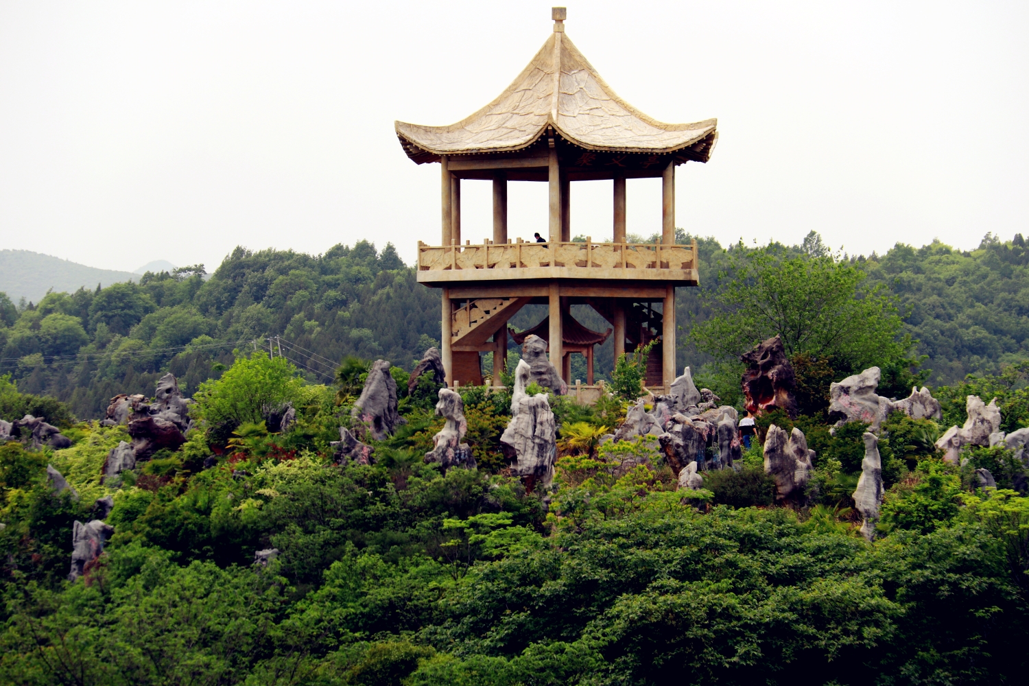 游丹江大观园