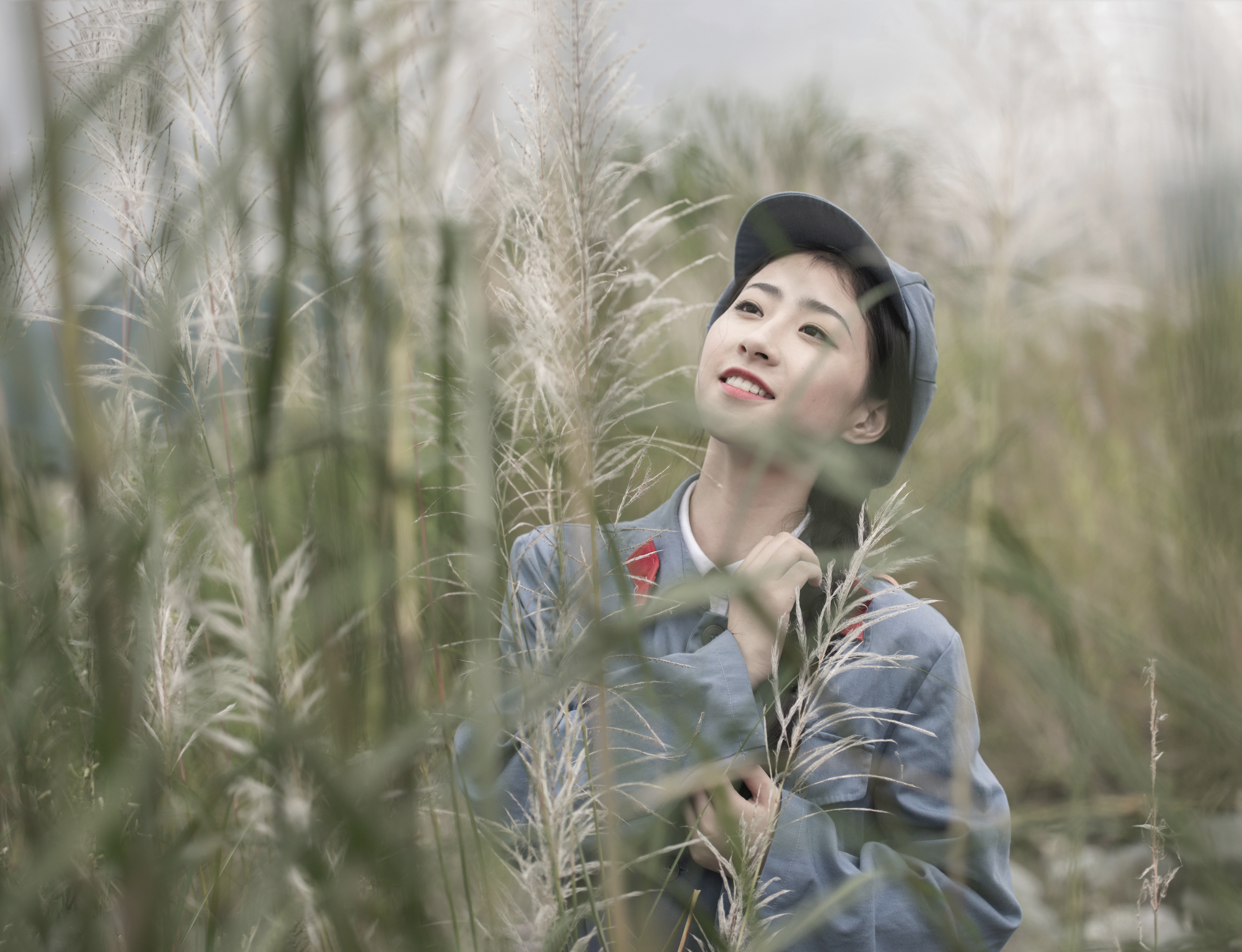 红军哥哥你慢慢走