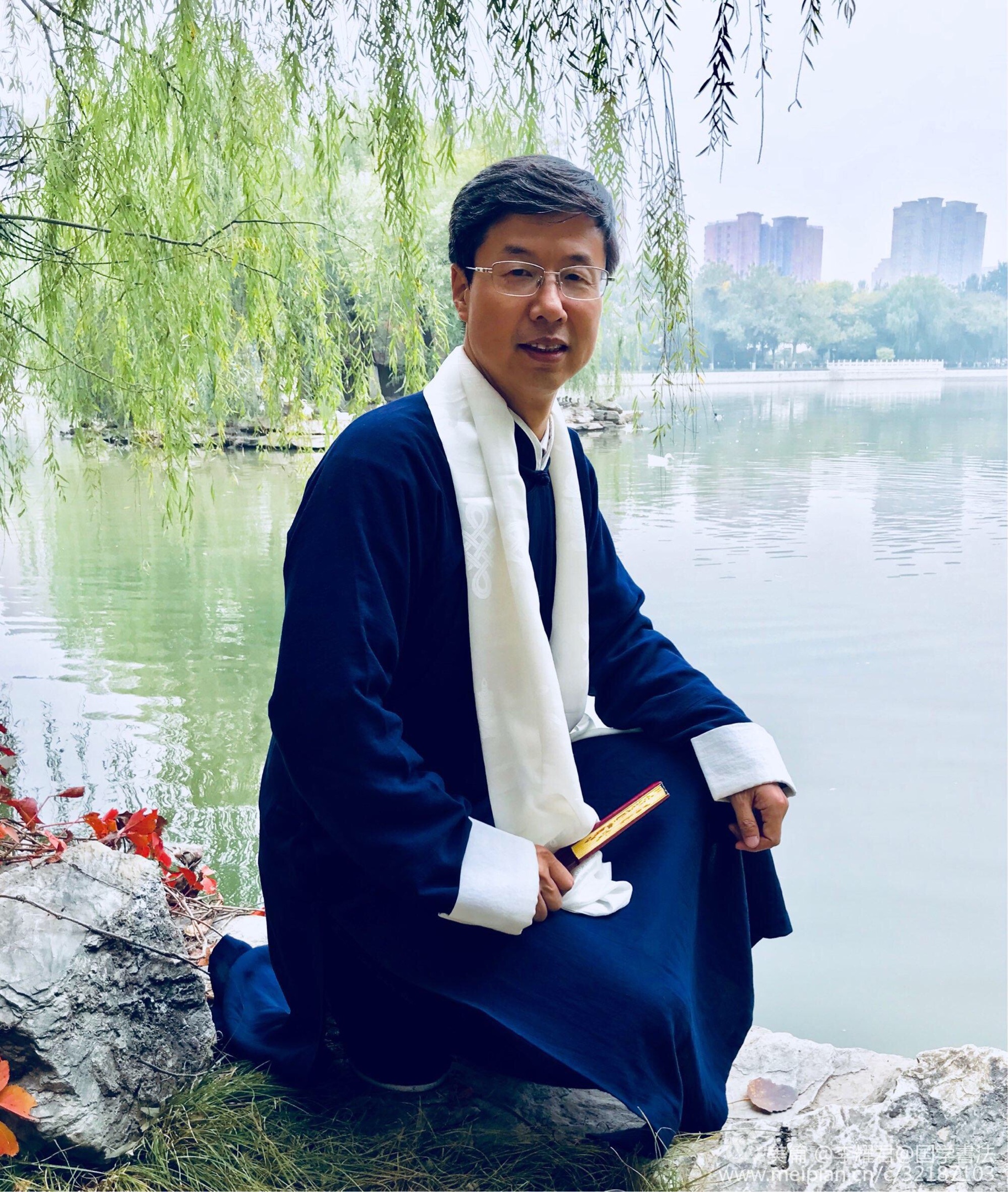 李耀君国学教育指导师国学书法家