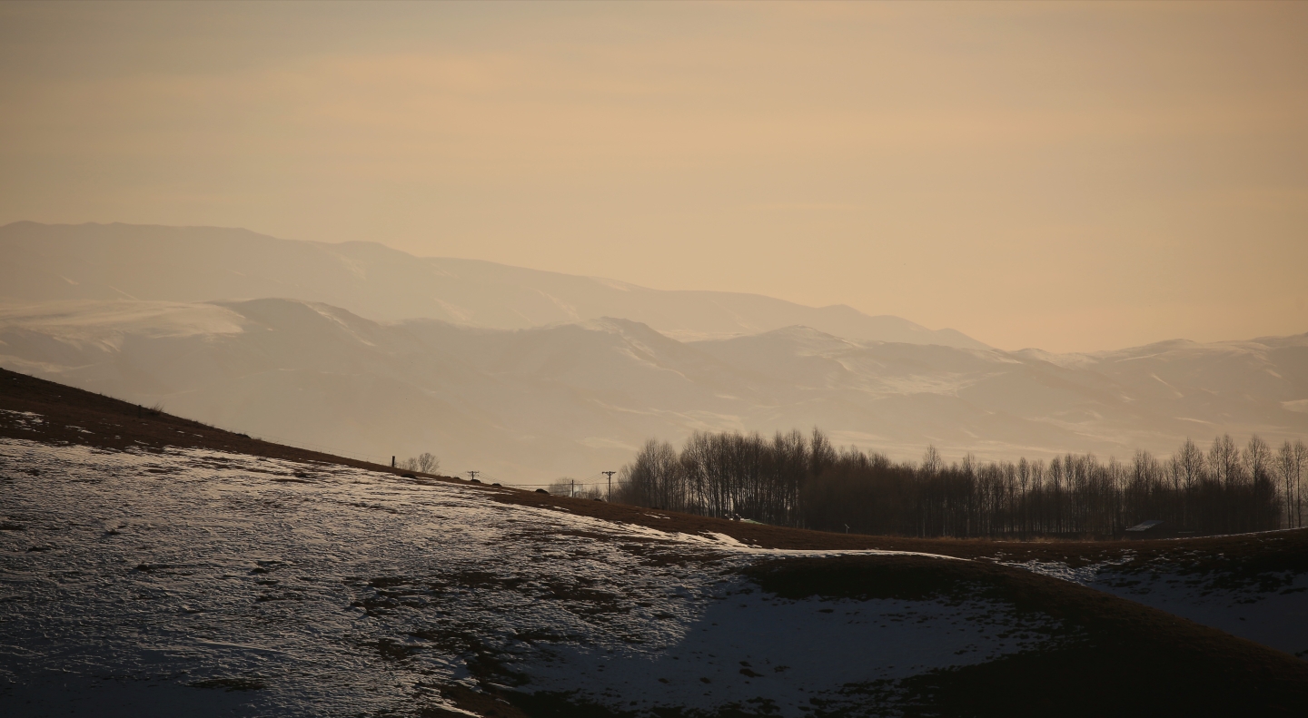 隆宝赛乾山上的精灵