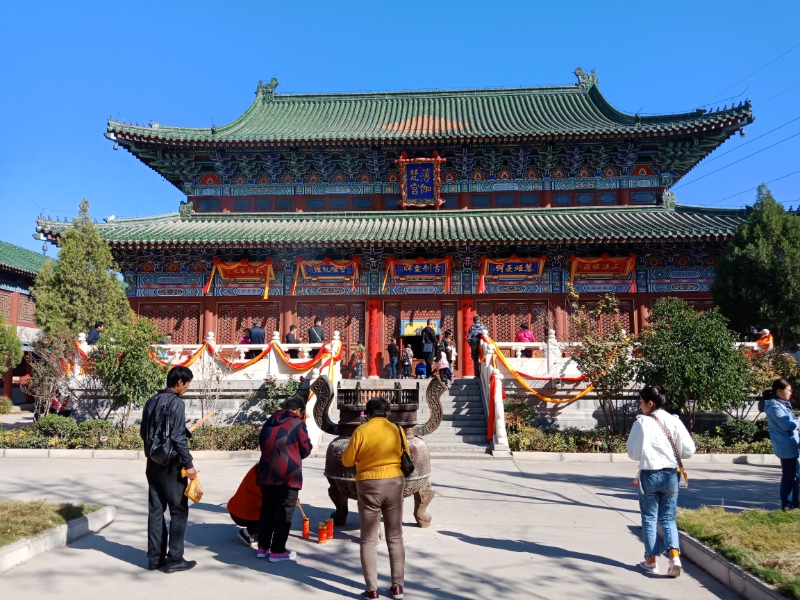 九月十九观音菩萨出家日于定国寺