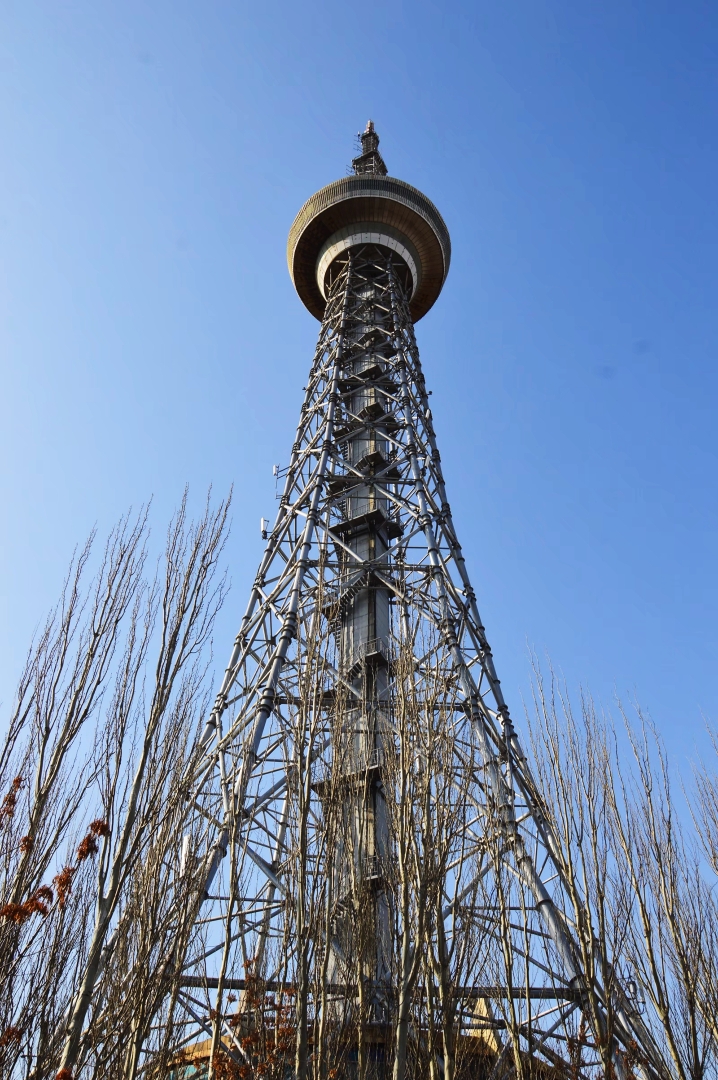 初冬的镜湖公园