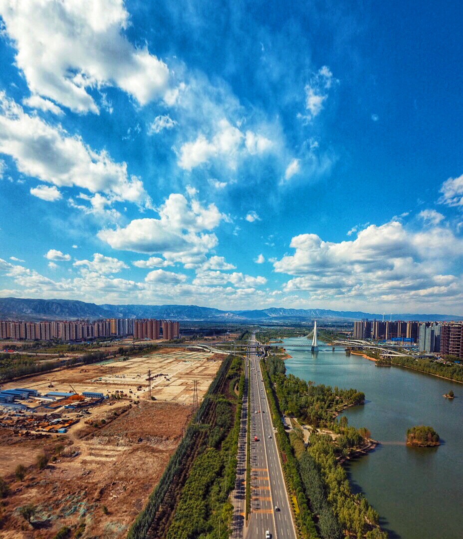 航拍记录晴空万里-美丽太原
