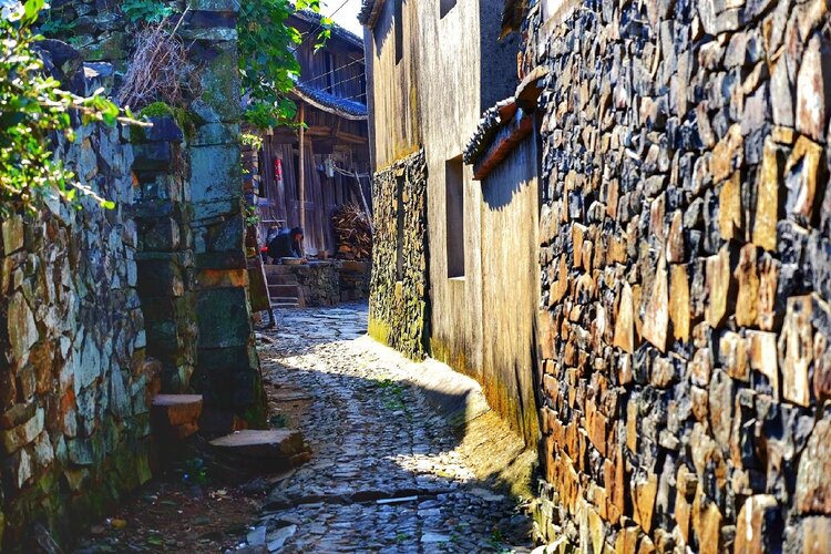 许家山石头村