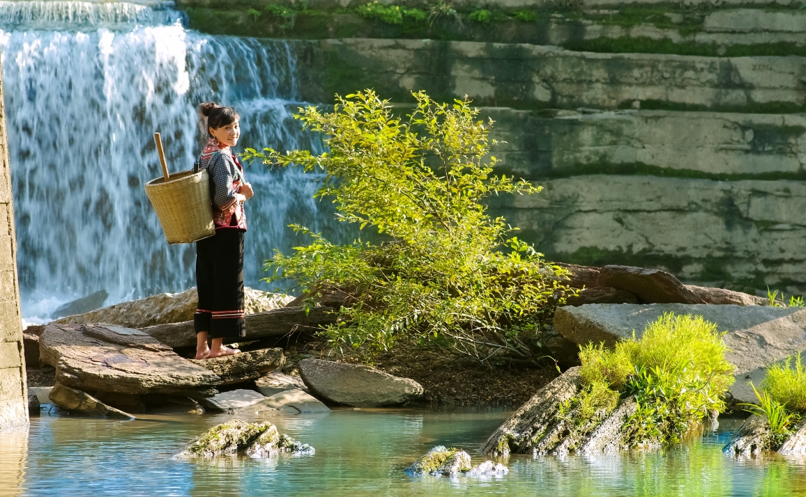 荔波县者磊布依山寨的姑娘们 摄影 邓碧飞