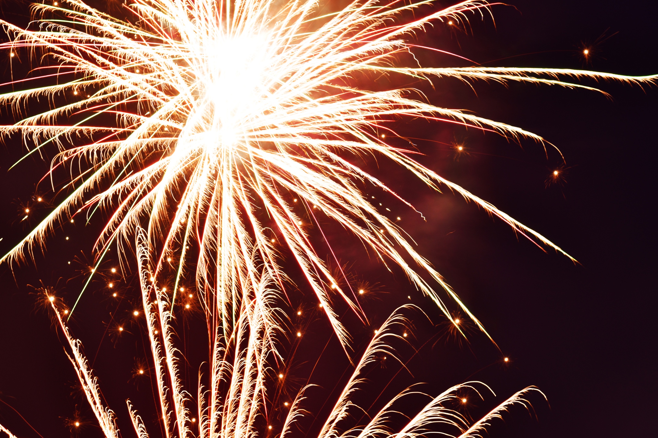 2019年元宵节,在礼花绽放中渡过!