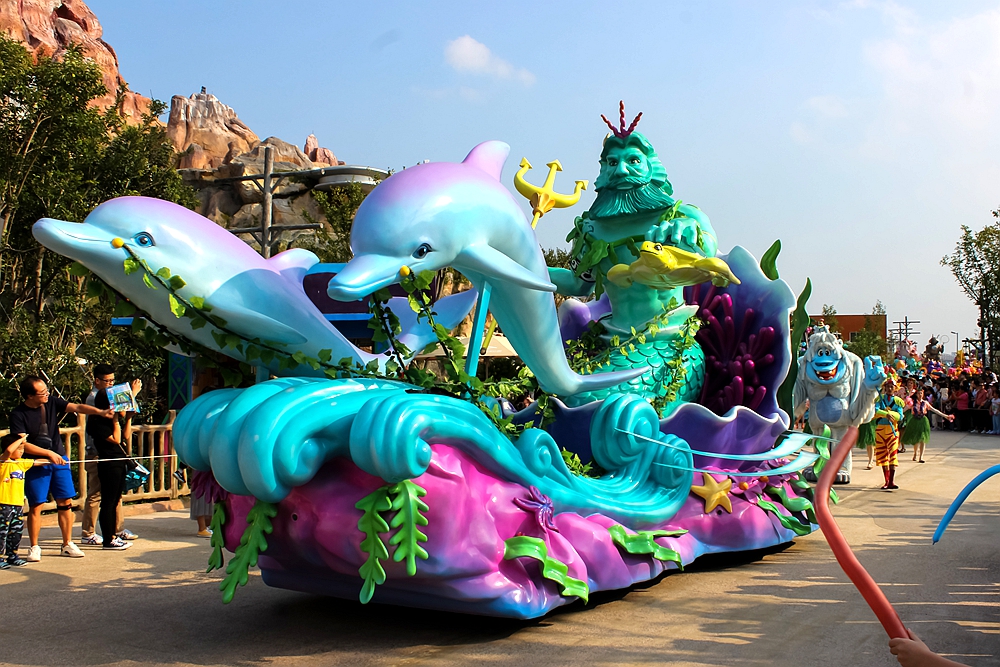 实拍:海洋梦幻花车巡游,一场海底世界的盛大狂欢!