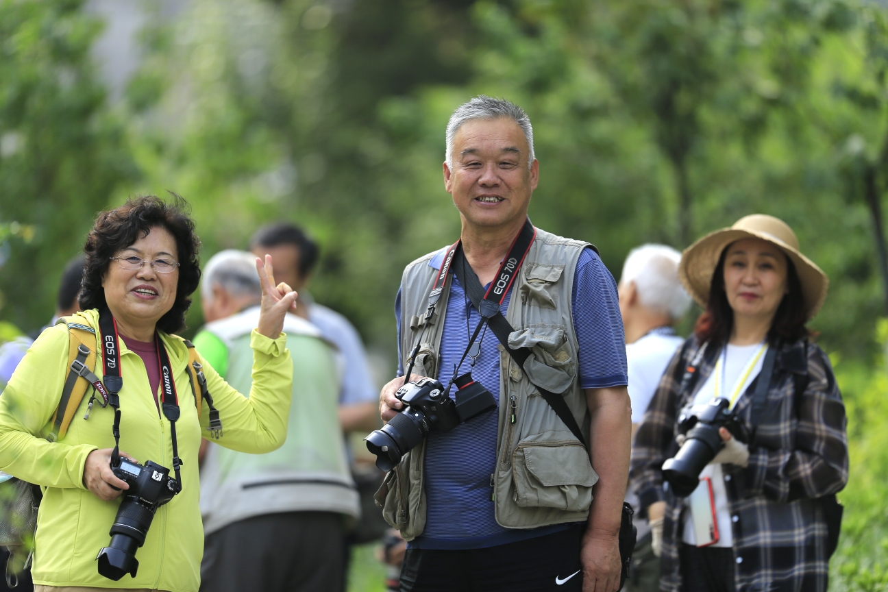 山西老年摄影学会文瀛公园采风花絮 琦玥摄