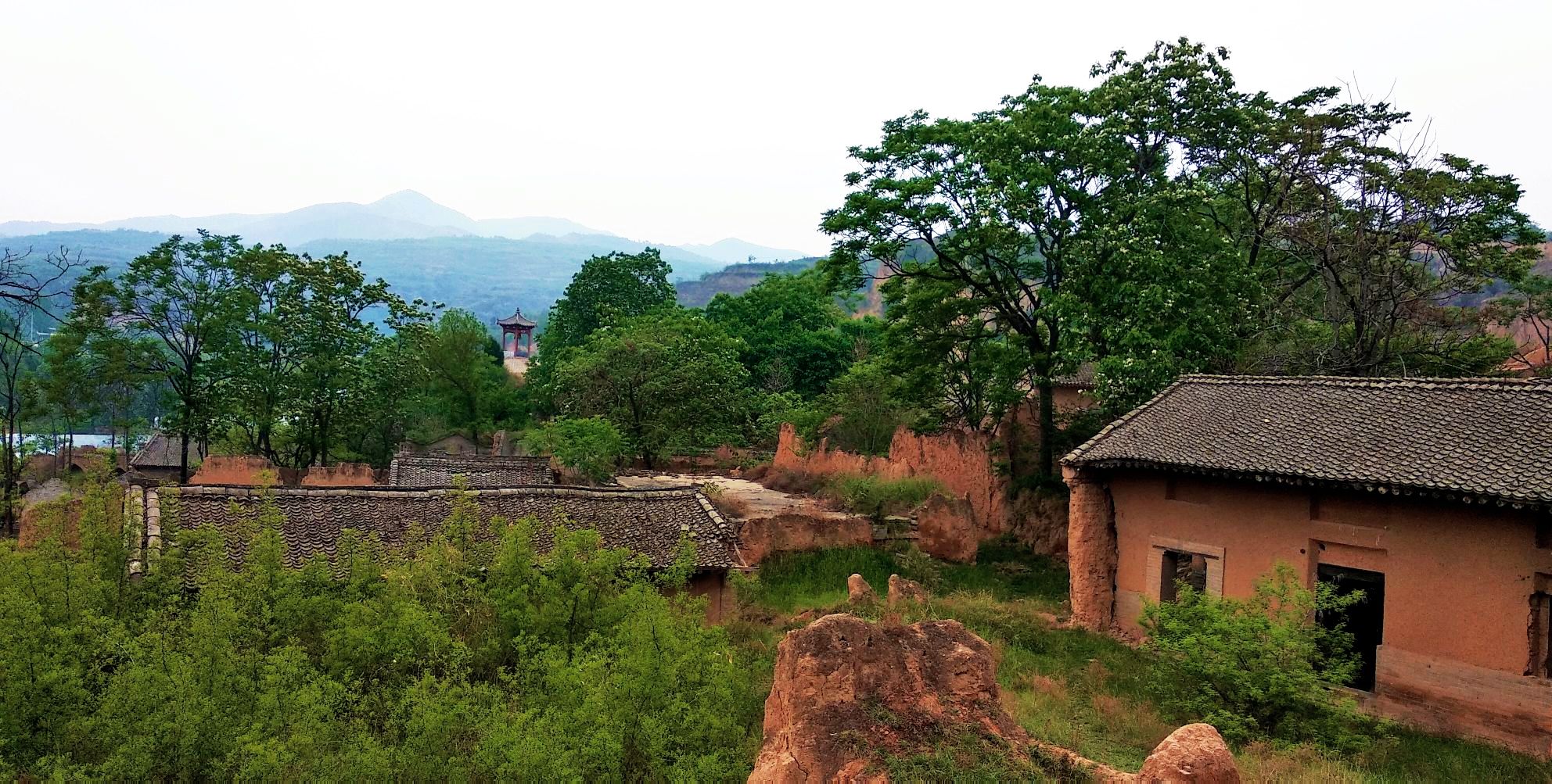 山西万荣万泉涧沟千年古村落