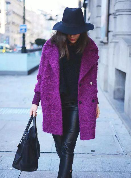 今年什么颜色最流行?这个颜色很神秘,看起来很舒服